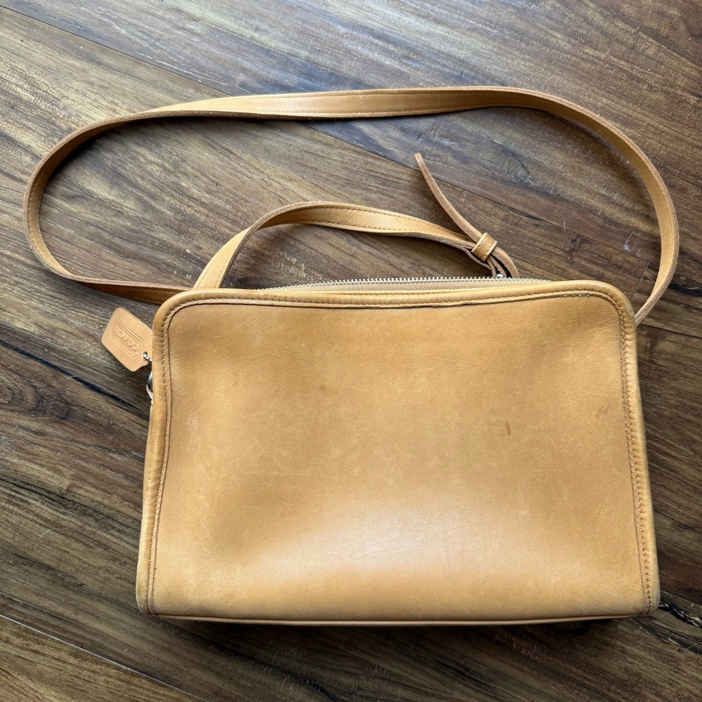 Vintage Coach Crossbody Camera Bag